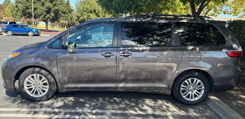 Toyota Sienna 2015