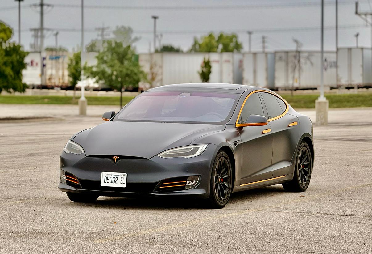 Tesla Model S 2017 in Mundelein, IL