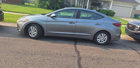 Hyundai Elantra 2017