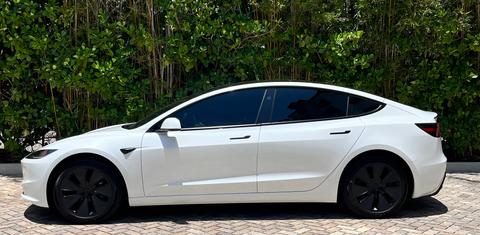 Tesla Model 3 2025