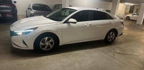 Hyundai Elantra 2021