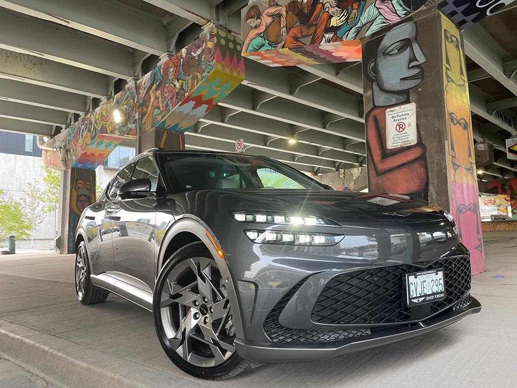 Genesis GV60 2023 in Toronto, ON