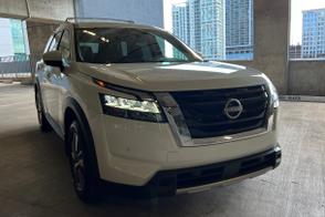 Nissan Pathfinder car