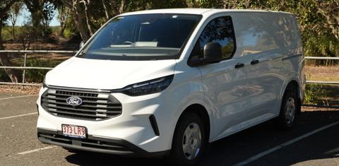 Ford TRANSIT CUSTOM 2024