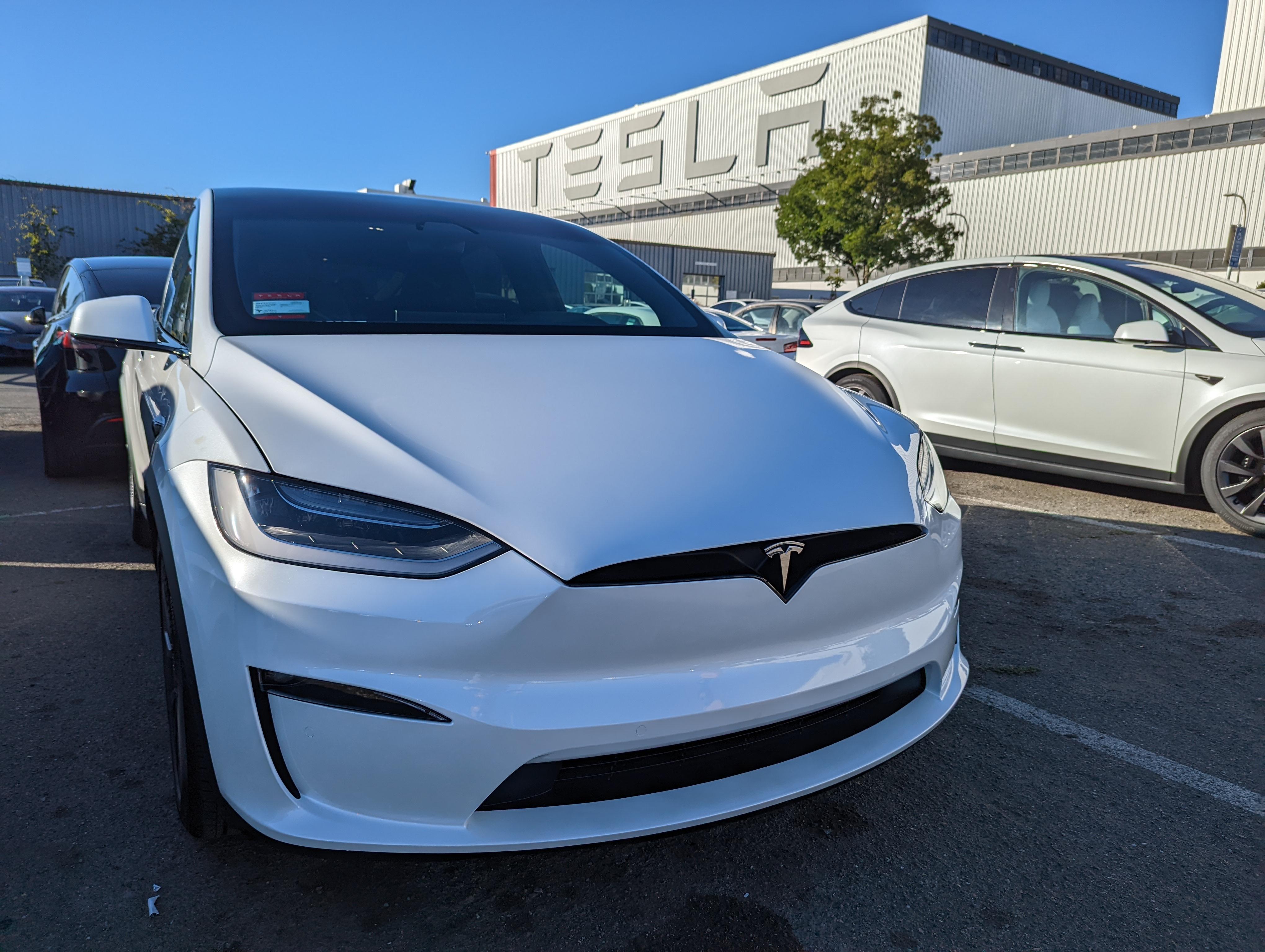 Tesla Model X 2022 in 