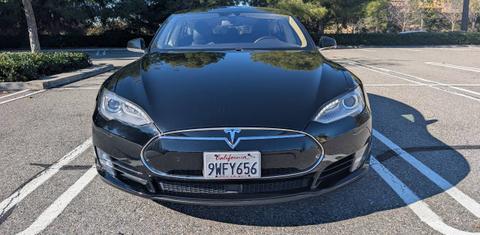 Tesla Model S 2015