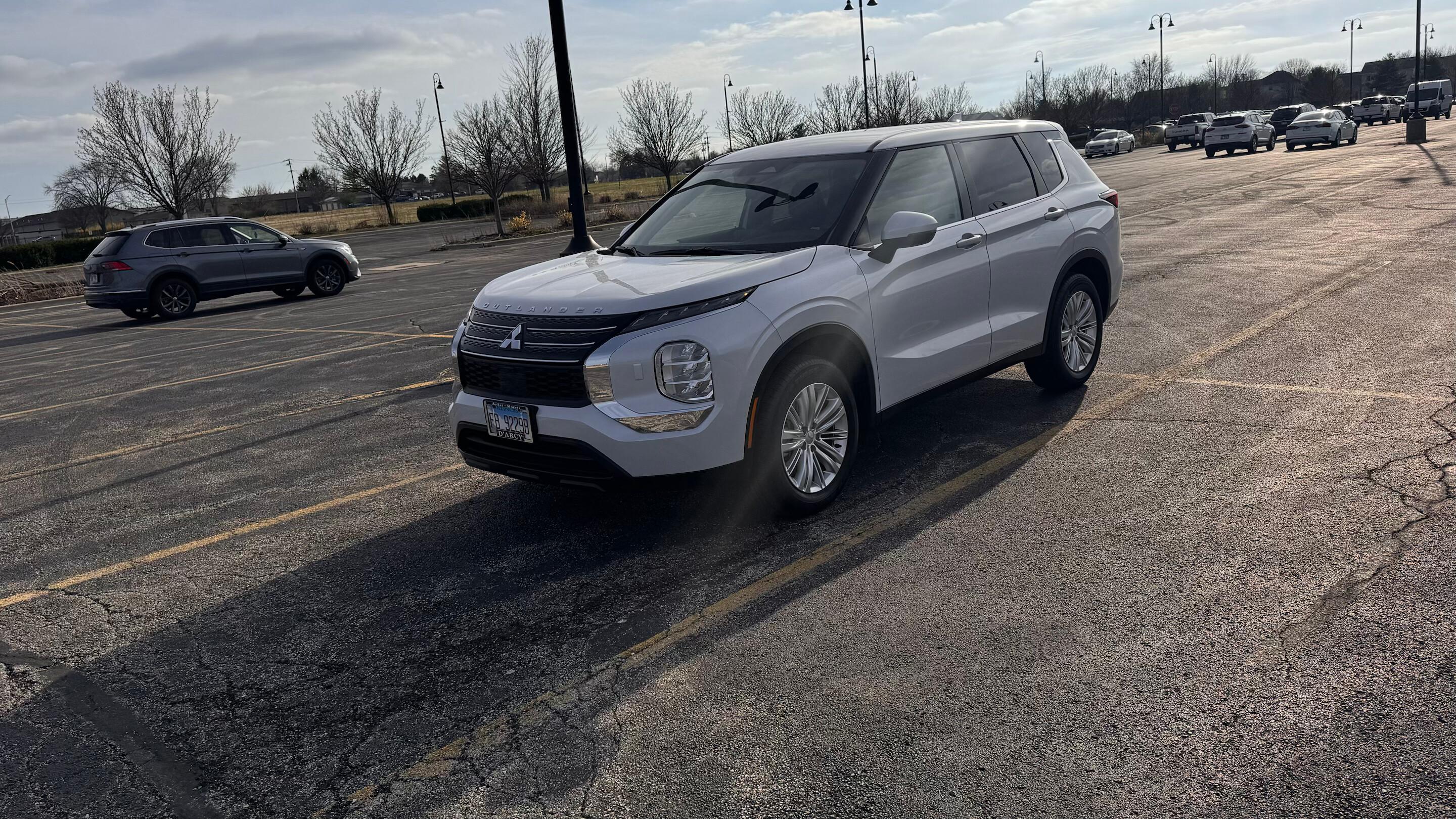 Mitsubishi Outlander 2024 in 
