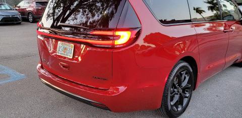 Chrysler Pacifica 2025