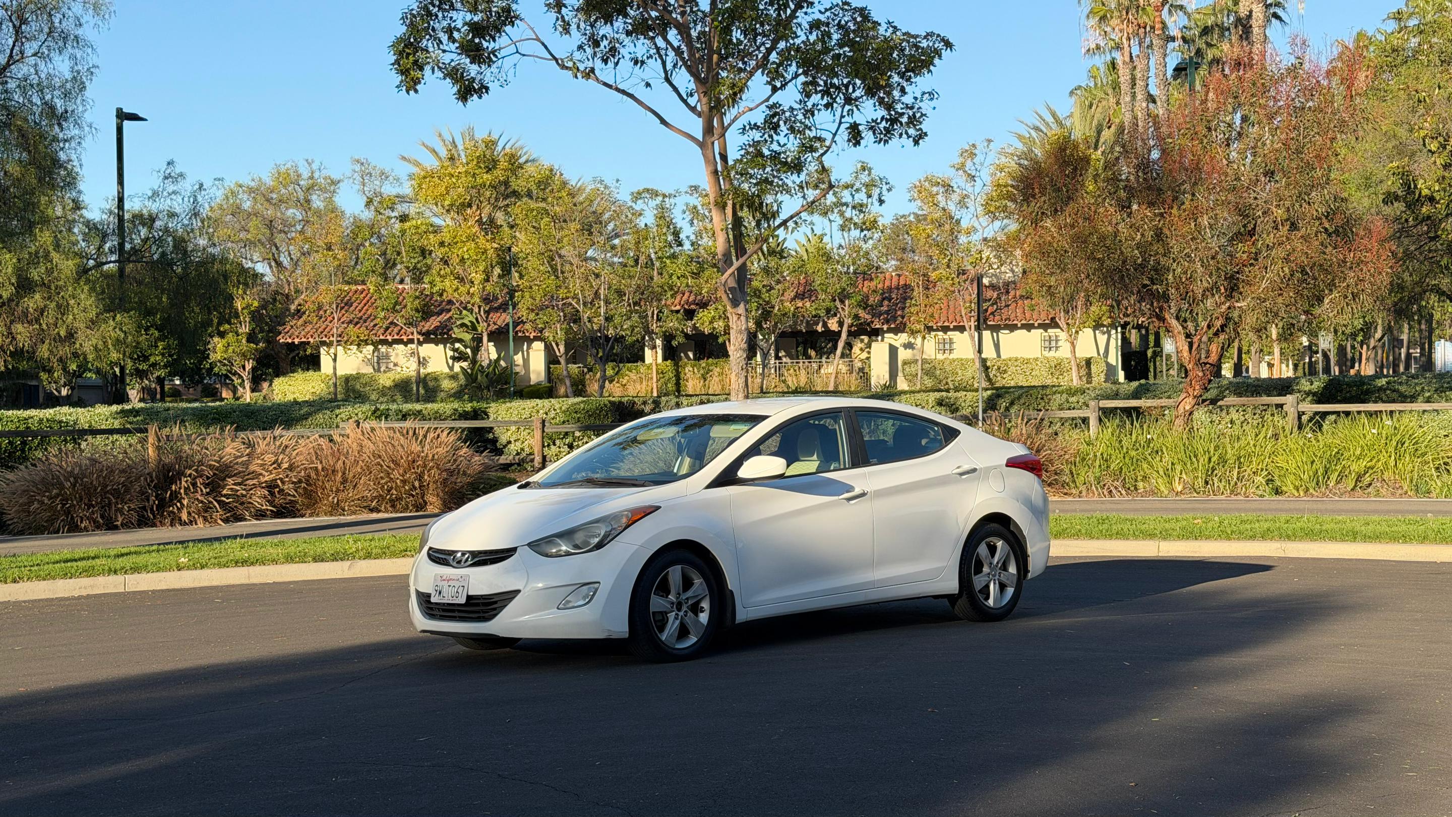 Hyundai Elantra 2013 in 