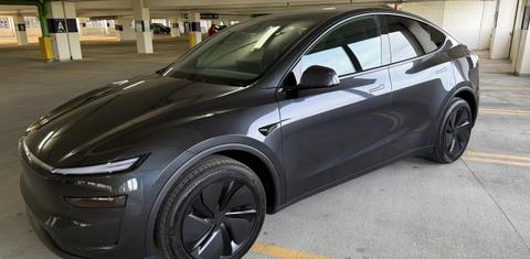 Tesla Model Y 2026