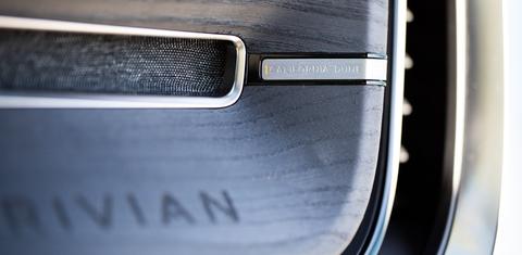 Rivian R1S 2025