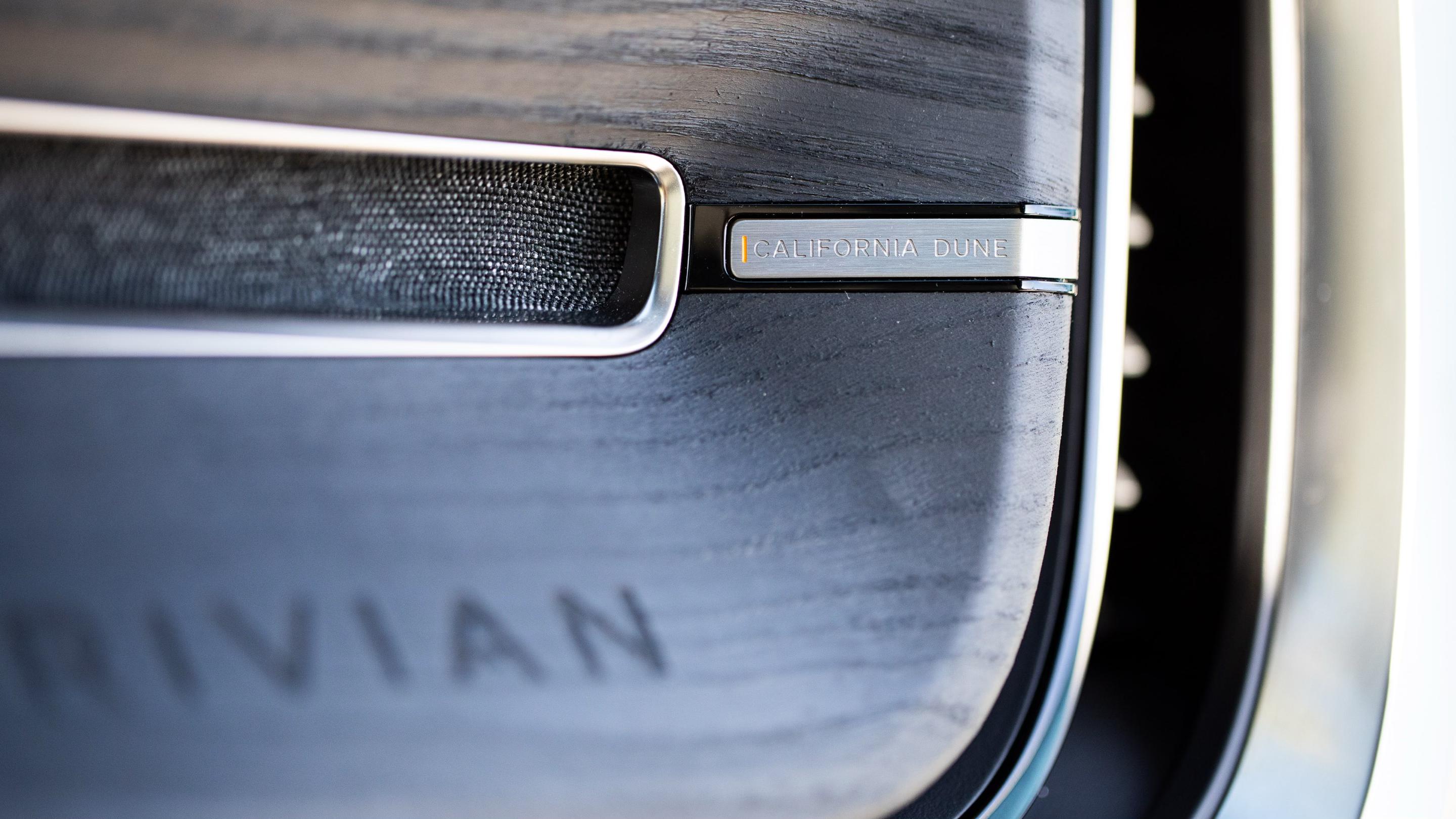 Rivian R1S 2025 in San Diego, CA