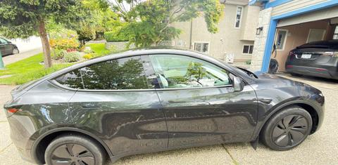 Tesla Model Y 2026