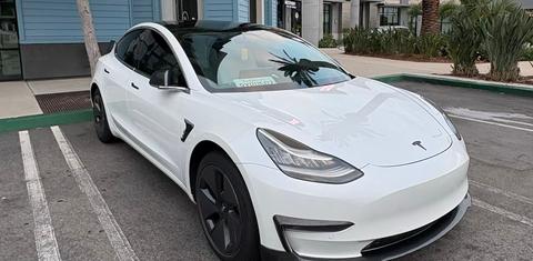 Tesla Model 3 2020