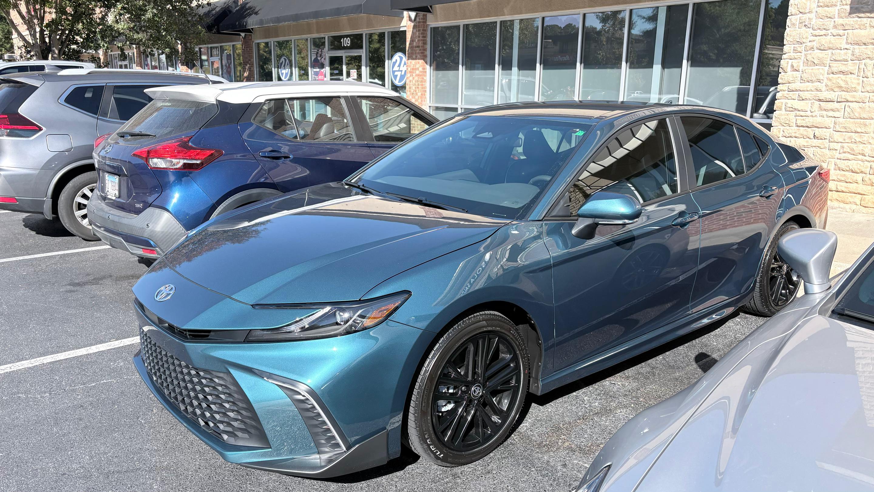 Toyota Camry Hybrid 2026 in College Park, GA