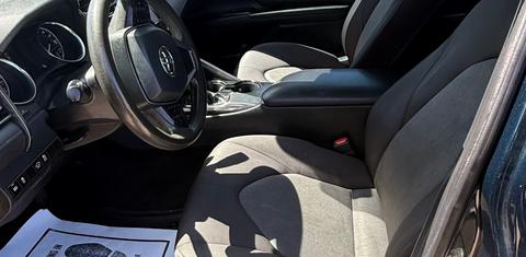 Toyota Camry 2019