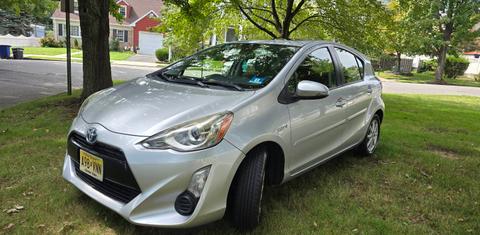 Toyota Prius c 2015