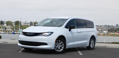 Chrysler Voyager 2025