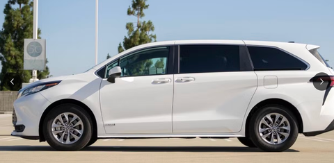 Toyota Sienna 2025