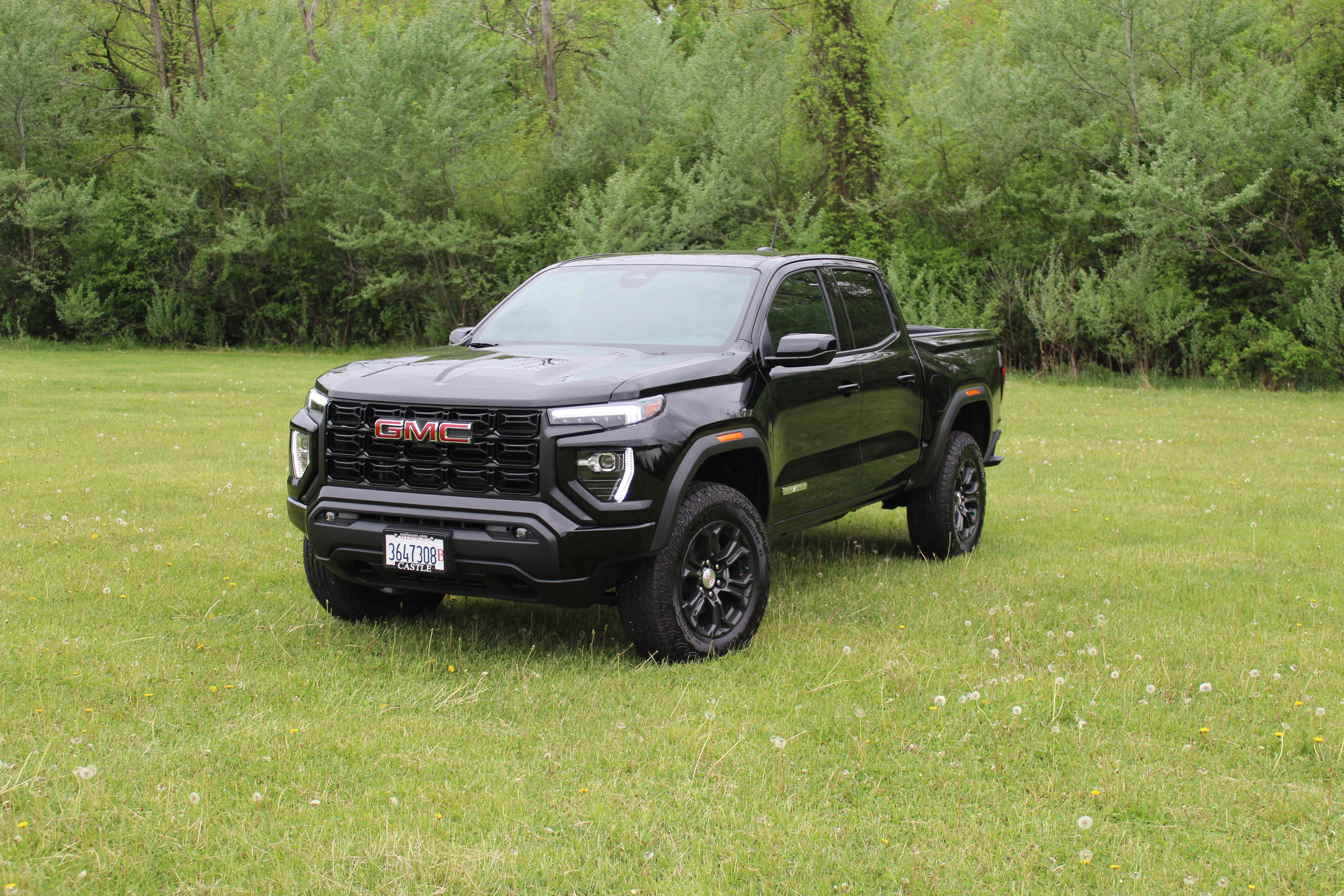 GMC Canyon 2023 in Chicago, IL