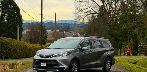 Toyota Sienna 2026