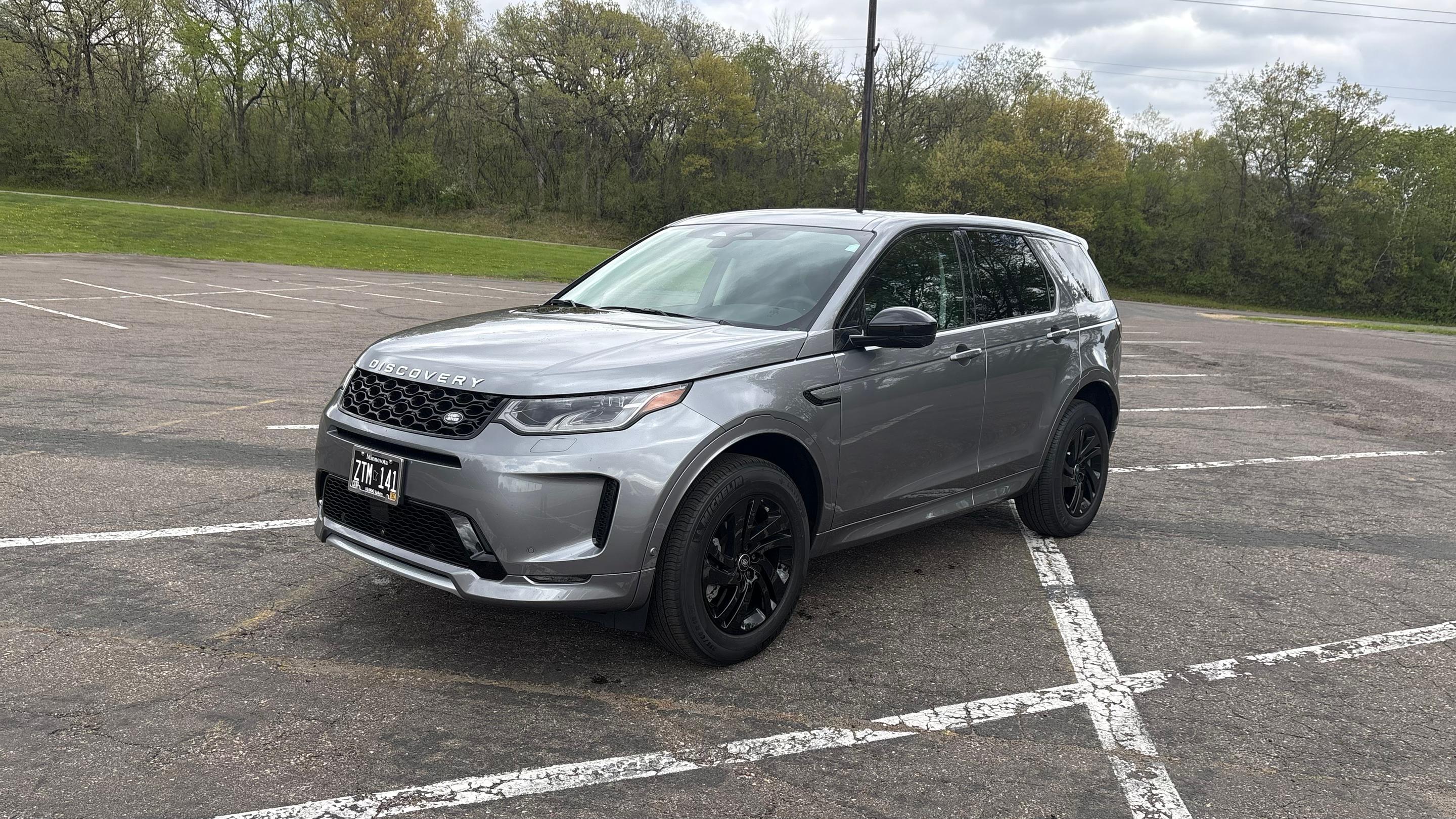 Land Rover Discovery Sport 2025 in Cottage Grove, MN