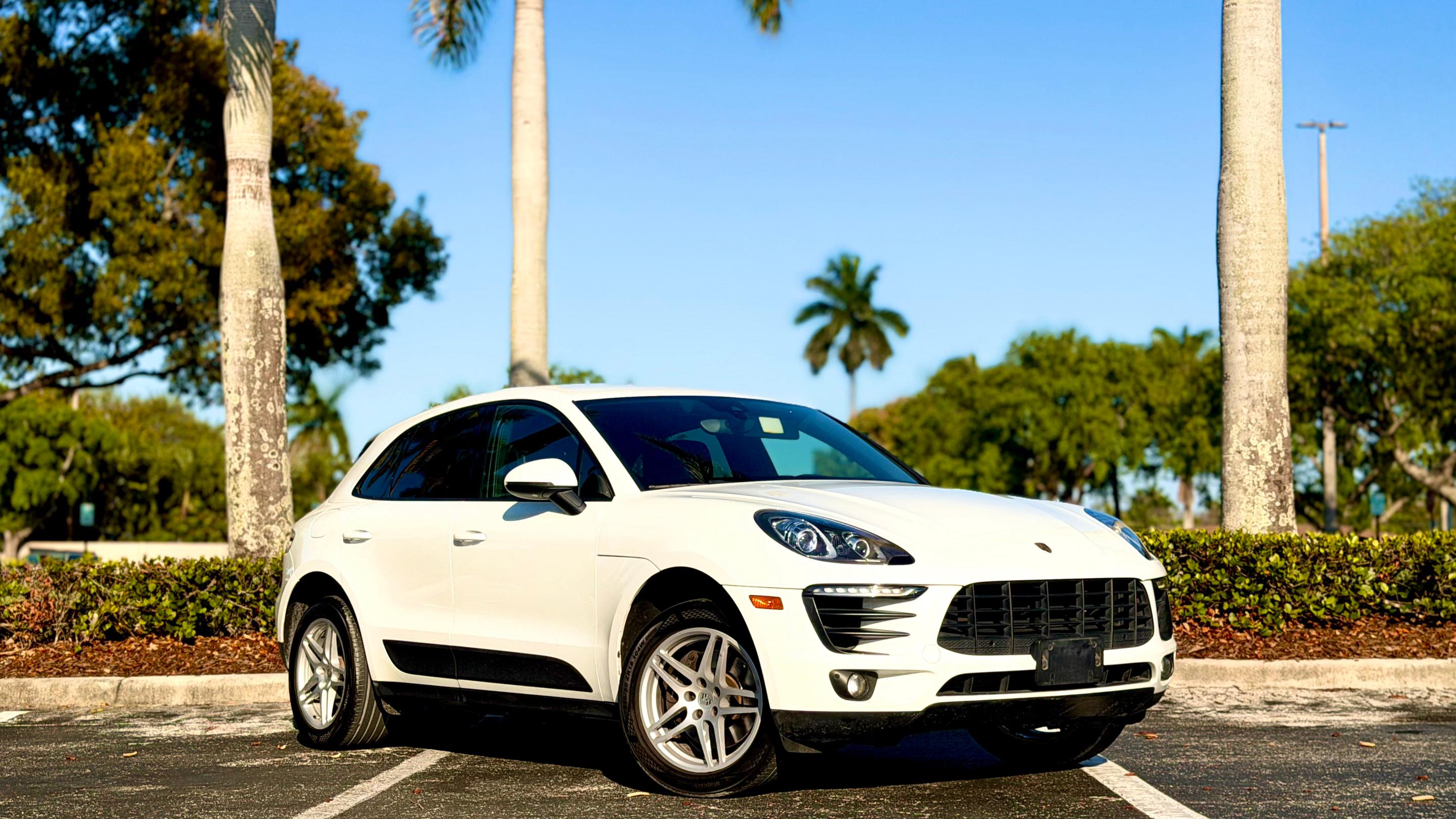 Porsche Macan 2018 in Hollywood, FL