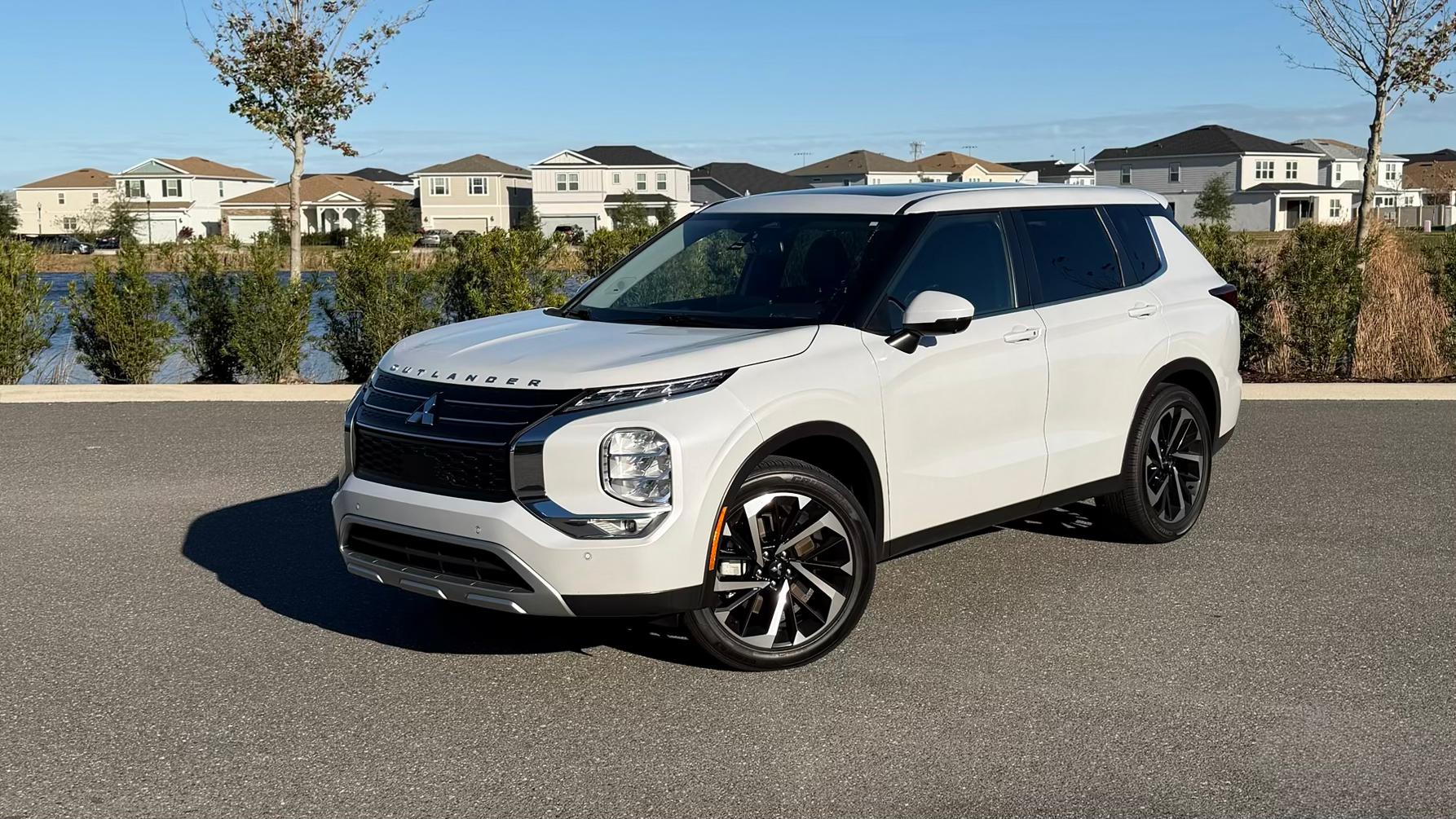 Mitsubishi Outlander 2022 in 