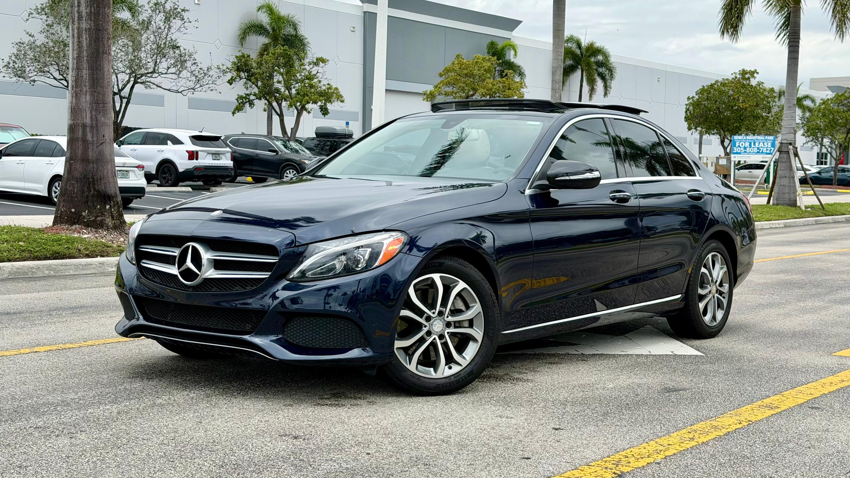 Mercedes-Benz C-Class 2015 in 
