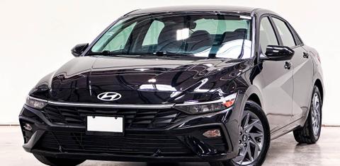 Hyundai Elantra 2024