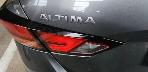 Nissan Altima 2025