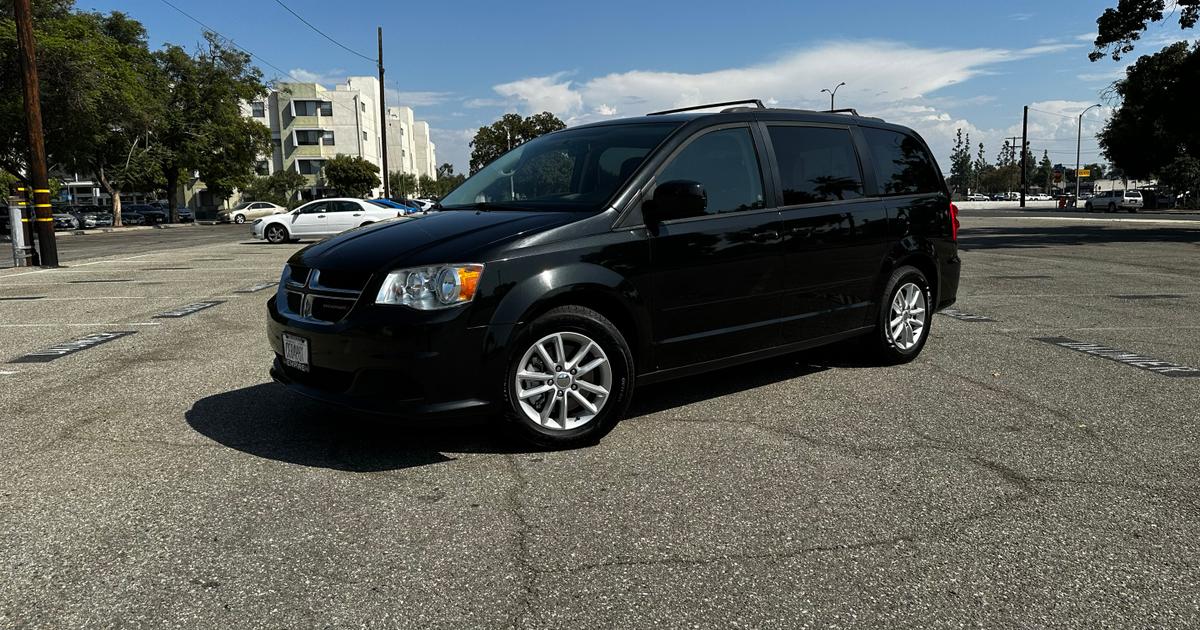 Dodge Grand Caravan 2016 rental in Pomona, CA by Omar A. Turo