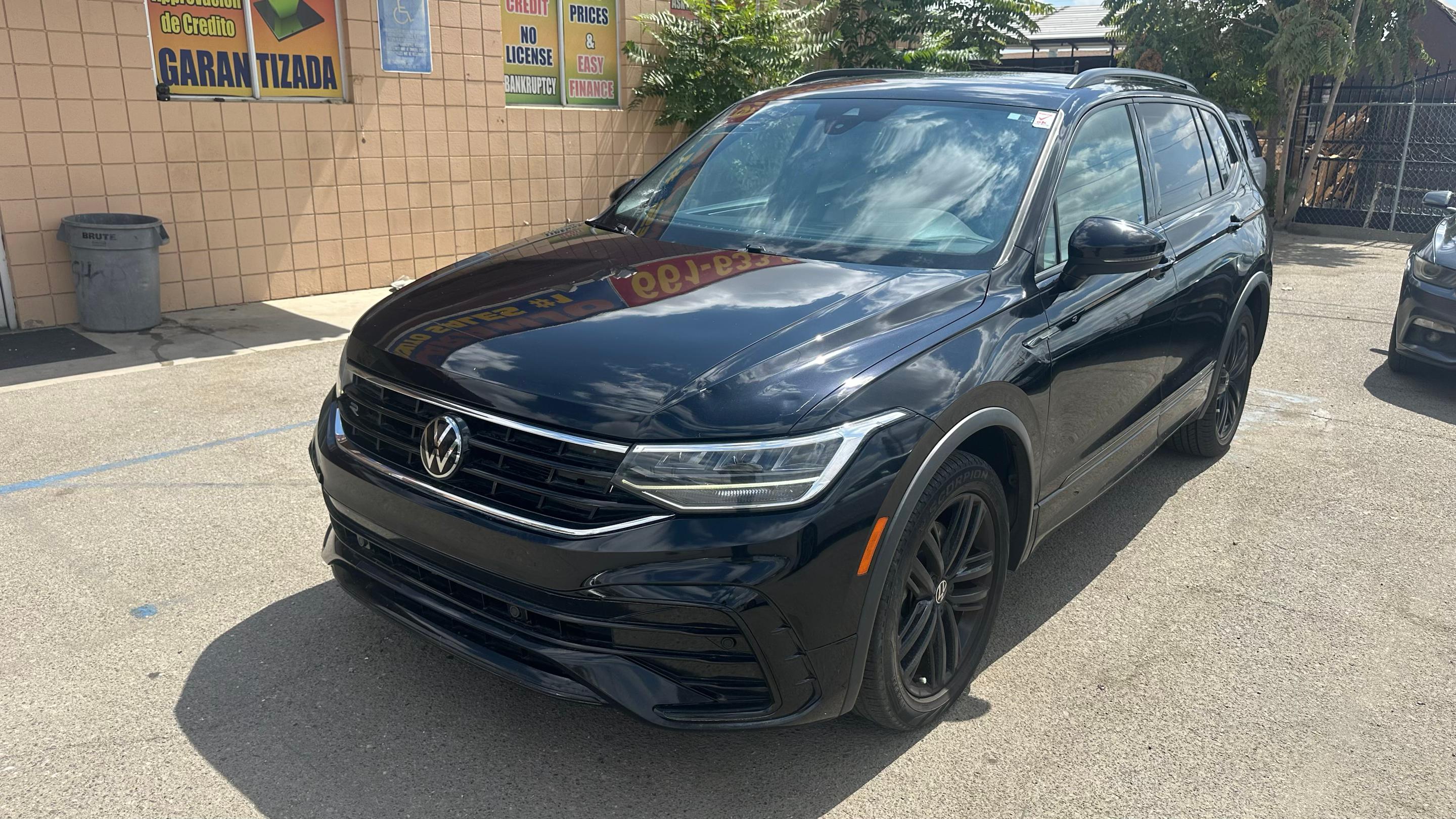 Volkswagen Tiguan 2022 in Bakersfield, CA