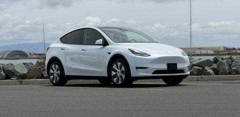 Tesla Model Y 2023