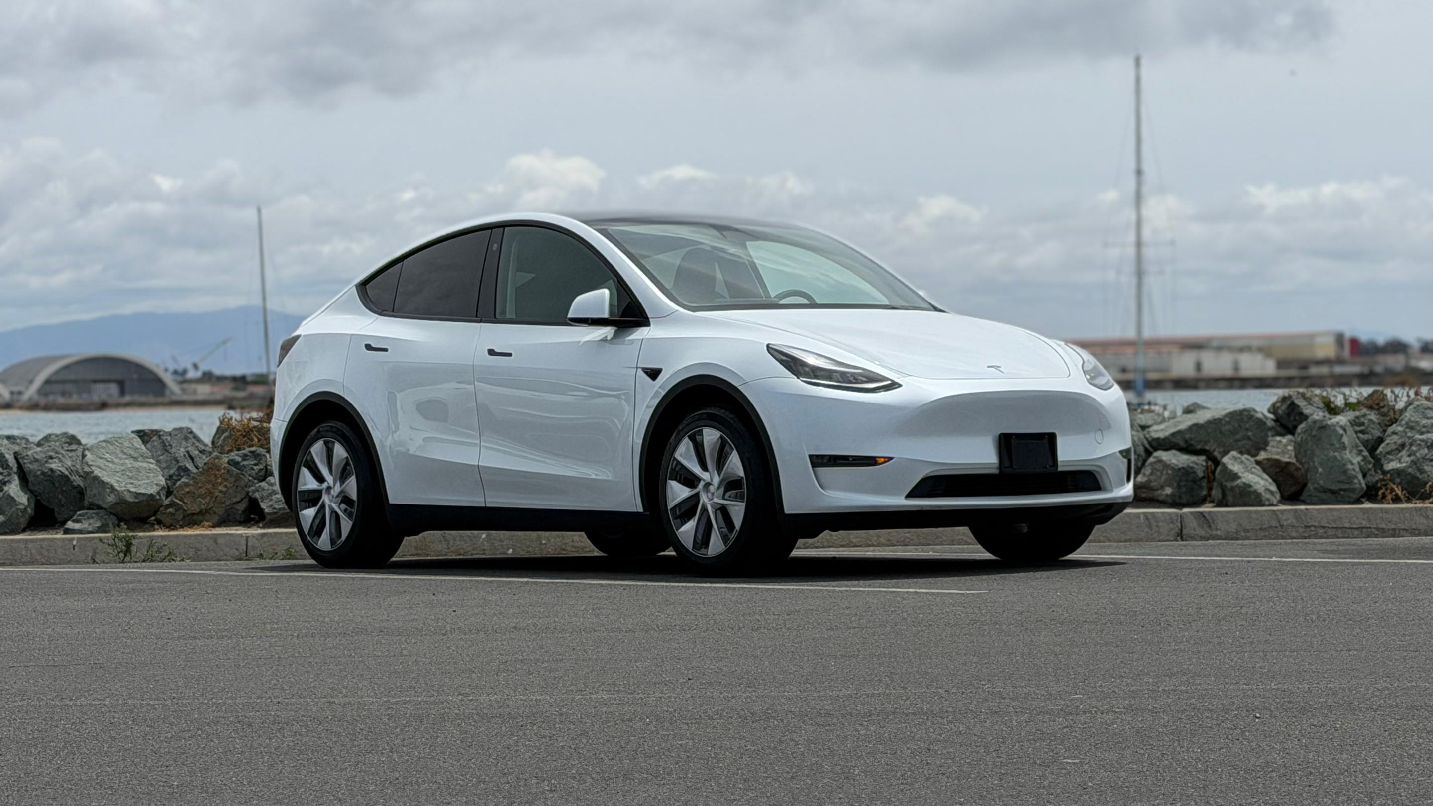 Tesla Model Y 2023 in San Diego, CA
