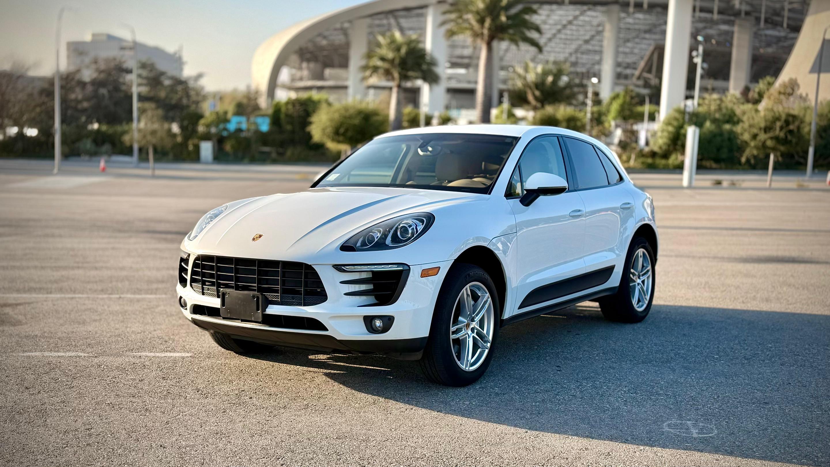 Porsche Macan 2016 in Los Angeles, CA