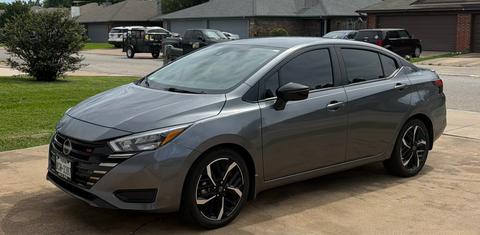 Nissan Versa 2024