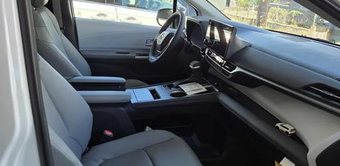 Toyota Sienna 2025