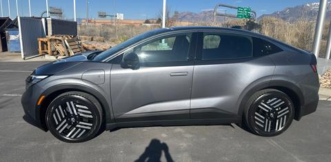 Nissan LEAF 2026