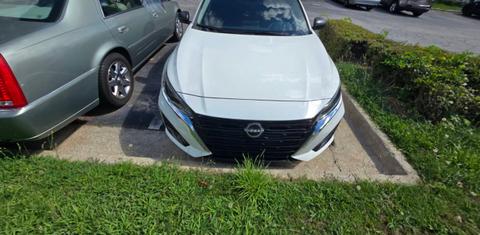 Nissan Altima 2025
