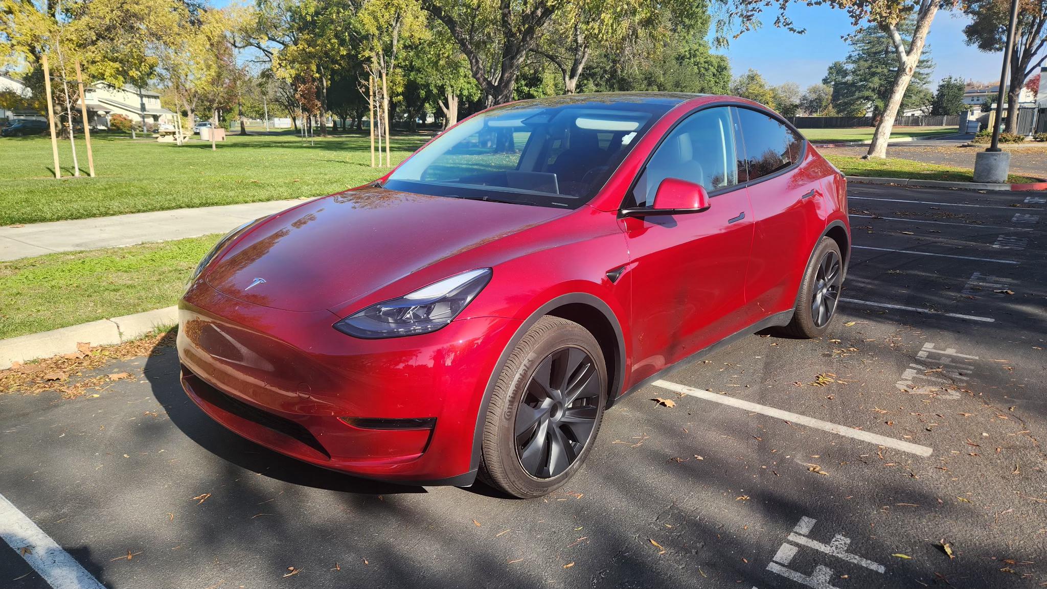 Tesla Model Y 2024 in Pleasanton, CA