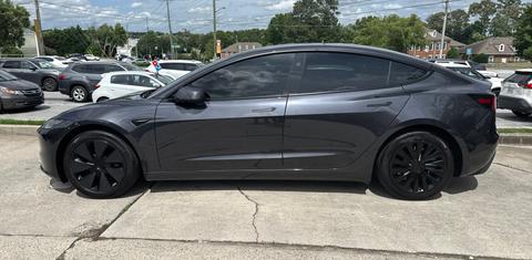 Tesla Model 3 2024