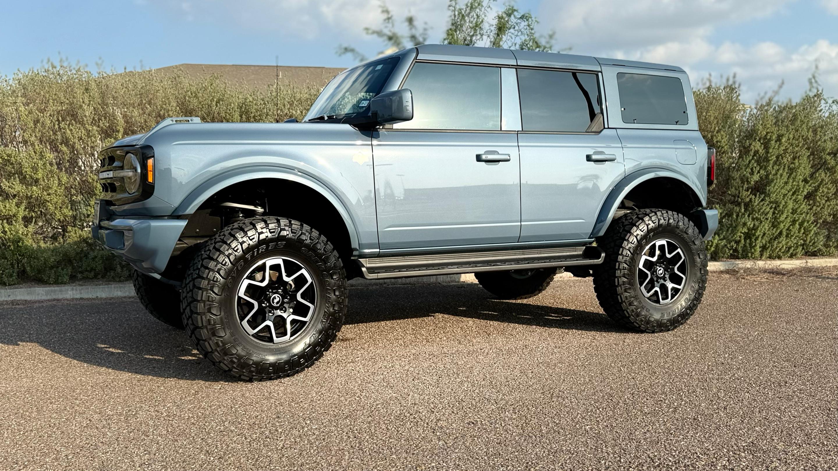 Ford Bronco 2025 in Edinburg, TX