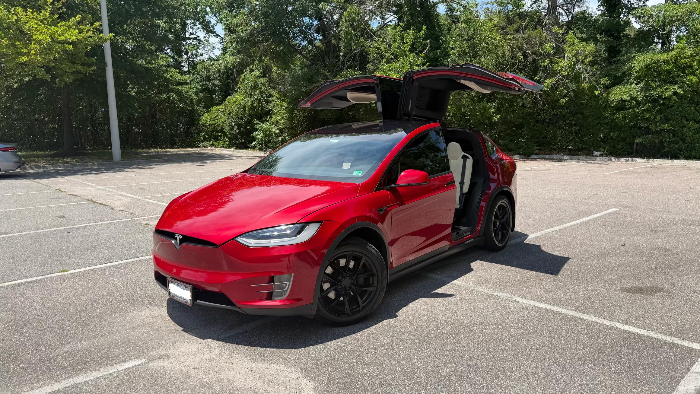 Tesla Model X 2020 in Norfolk, VA
