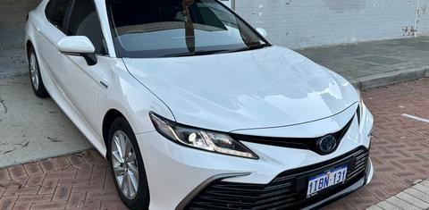 Toyota CAMRY 2024