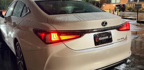 Lexus ES 2025