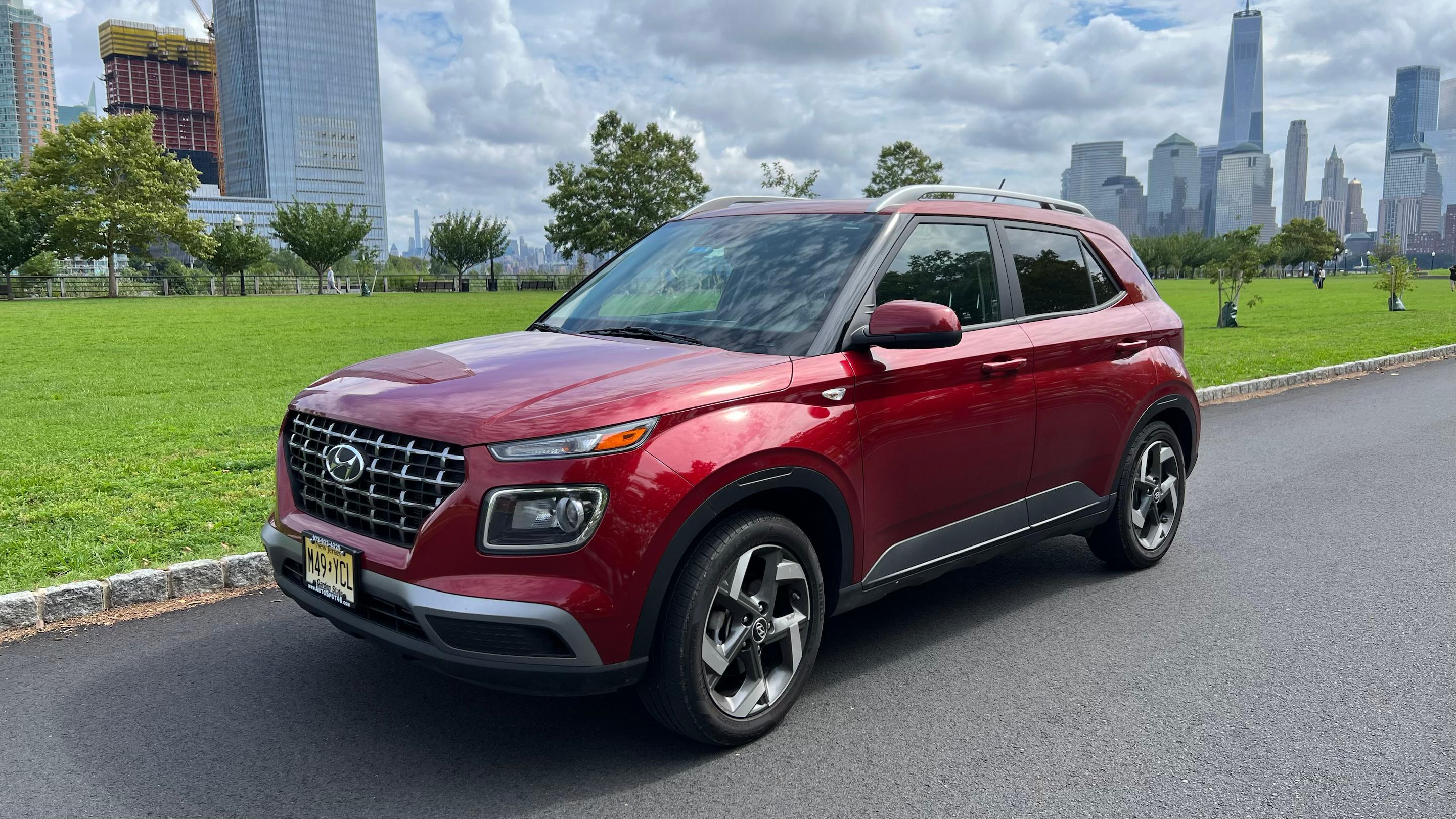 Hyundai Venue 2024 in Jersey City, NJ
