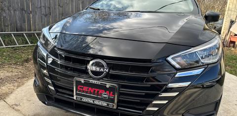 Nissan Versa 2024
