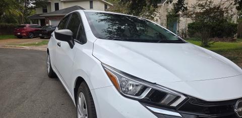 Nissan Versa 2023