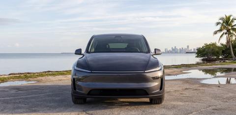 Tesla Model Y 2026